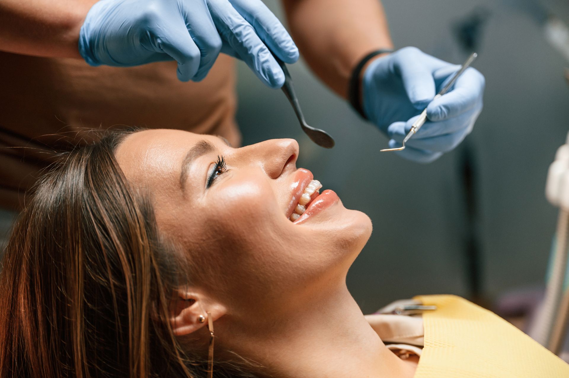 Cosmetic Dentist in Flint