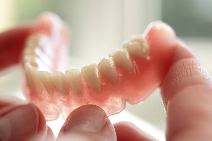 Dentures in flint